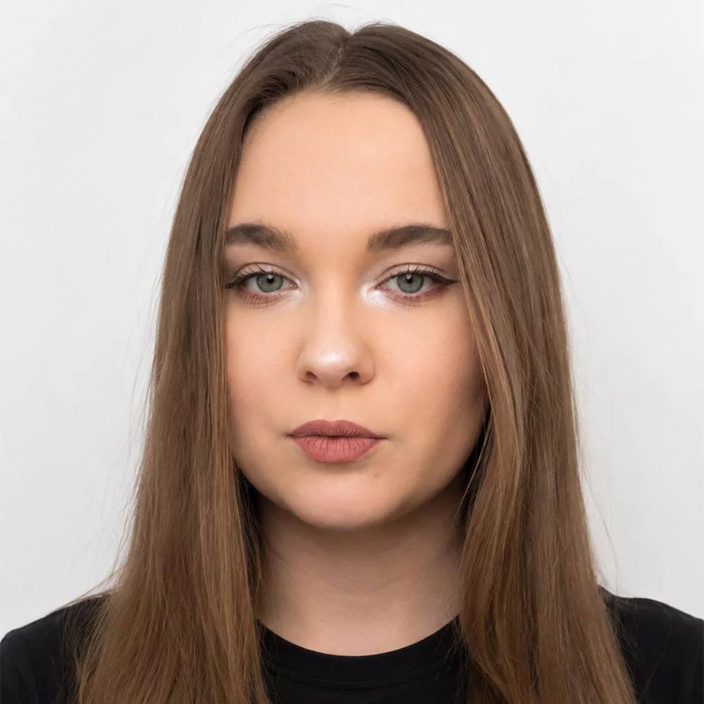 Алина Костина