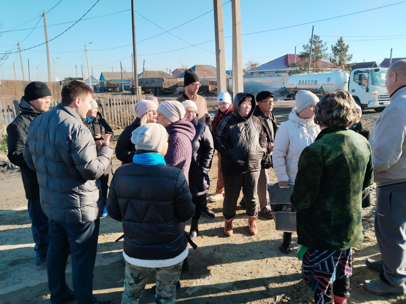 Так кто топит? Жители частного сектора в Костанае не верят, что причиной  паводка стали грунтовые воды