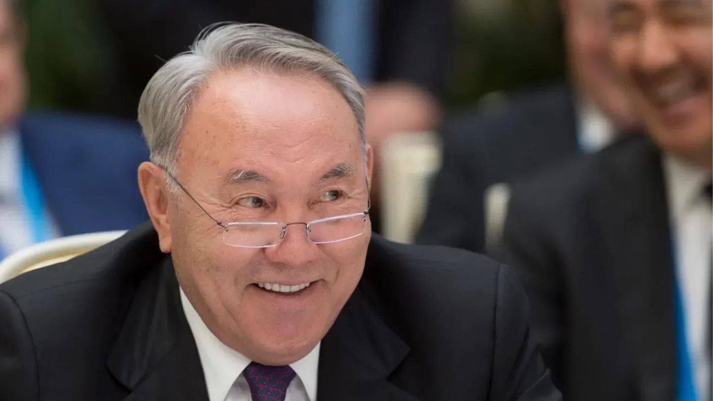 Реальное лицо нового президента Казахстана. Портрет власти без ретуши