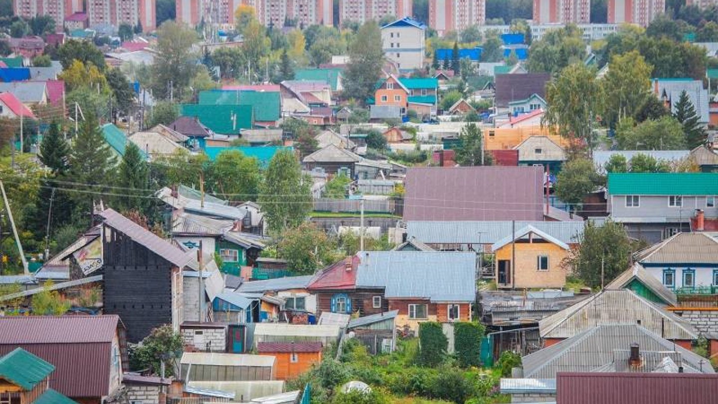 После землетрясения в Алматы резко вырос спрос на аренду частных домов и дач