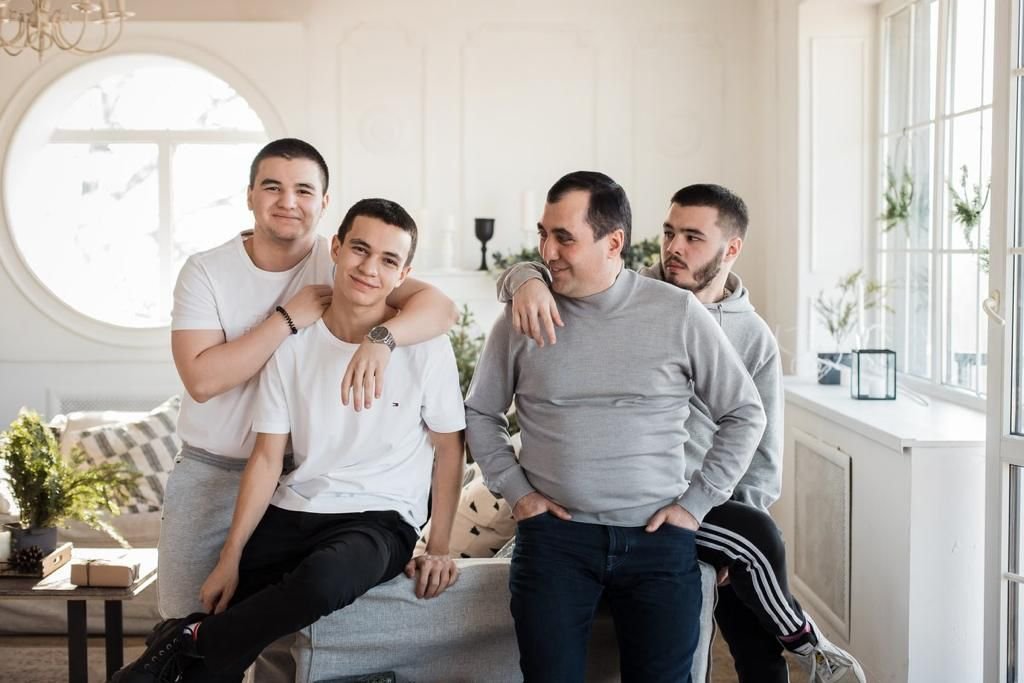 Ð ÑÑлан Ðаджиев Ñ ÑÑновÑÑми ФоÑо из лиÑного аÑÑ
ива