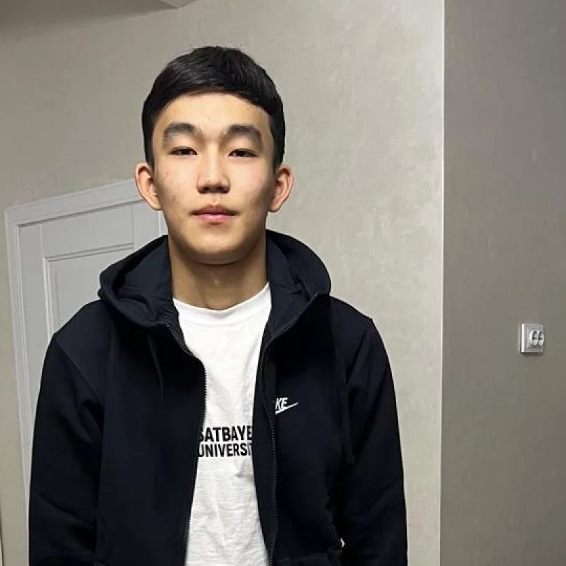 Әйелдердің қисық аяқтары порно