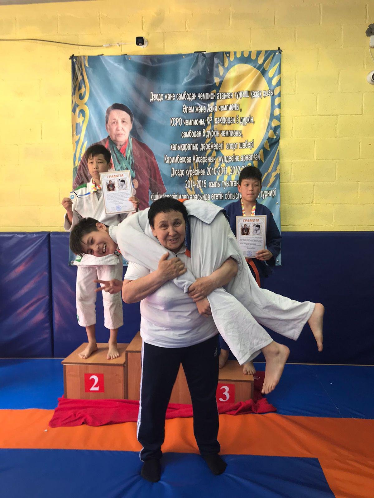 ФоÑо из лиÑного аÑÑ
ива ÐйÑаÑÑ ÐеÑимбековойÂ