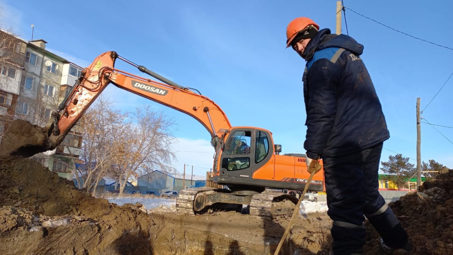 Мы черпали воду, а ноги сводило судорогой