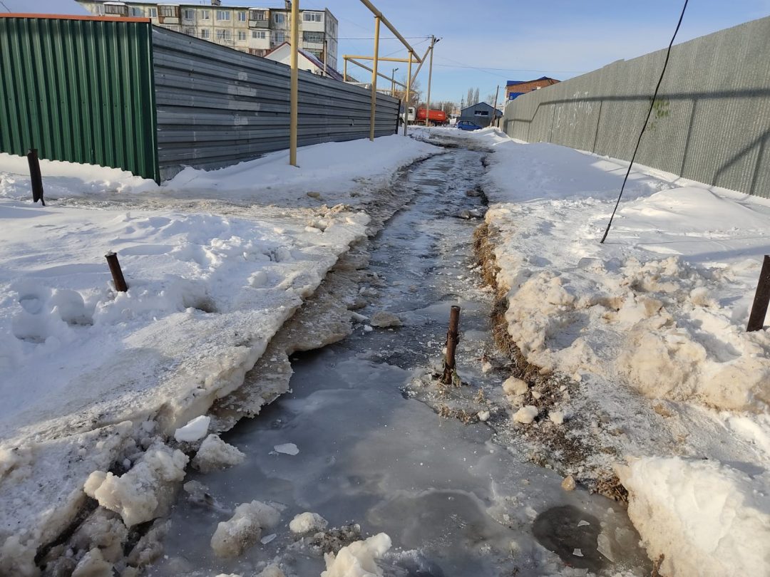 Мы черпали воду, а ноги сводило судорогой