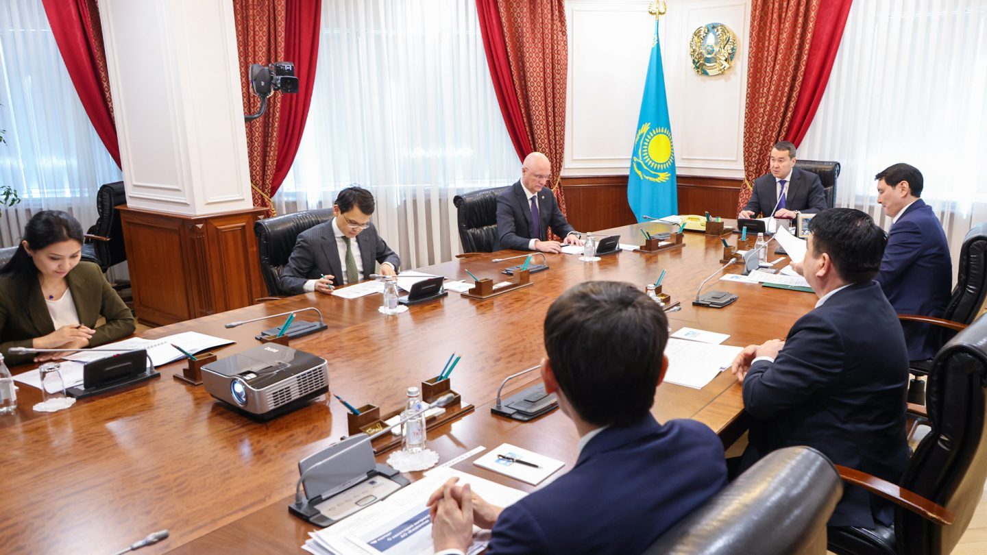 Пропуск грузов из Китая в Казахстан вырос на 40%