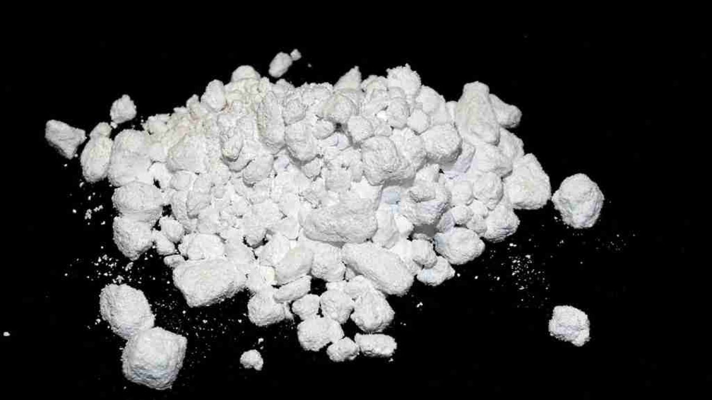 Vhq white crystal. Mephedrone Кристаллы. Меф Кристалл vhq. Мефедрон Кристалл vhq. Альфа ПВП мука.