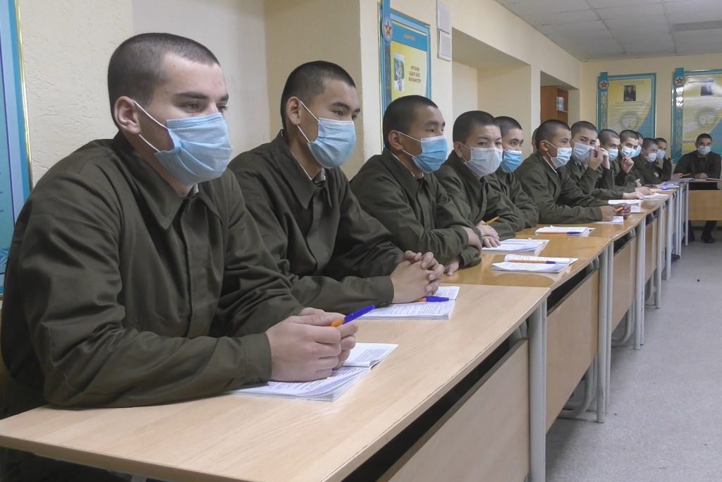 Как получить военный билет и не получить COVID