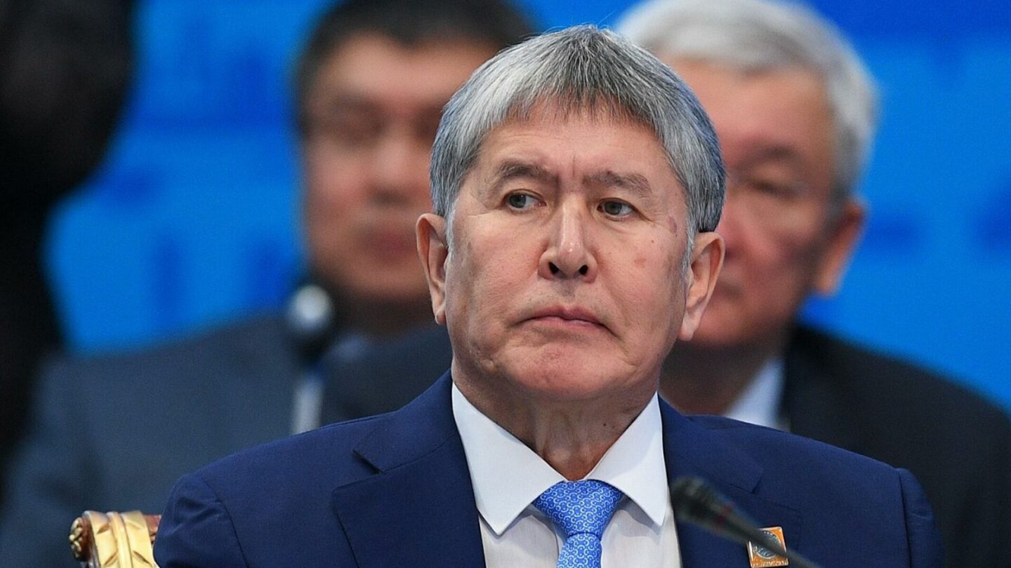 Атамбаеву отменили приговор. Никаких 11 лет колоний