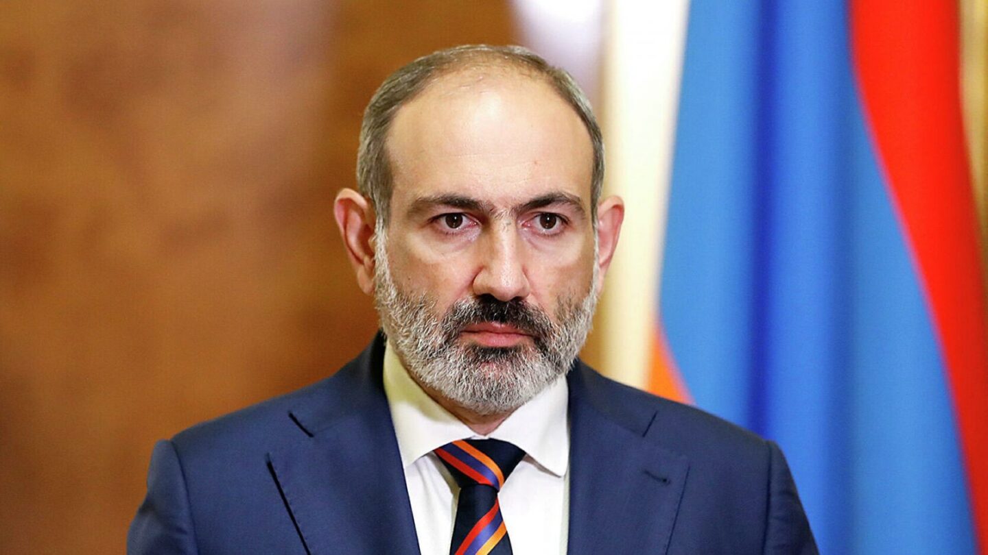 Пашинян назвал себя главным ответственным за ситуацию в Карабахе