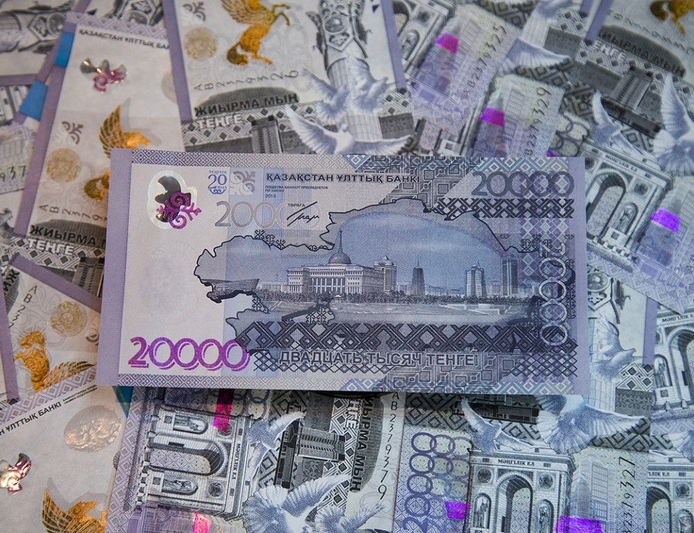 Сколько денег казахстанские партии внесли на счет ЦИКа