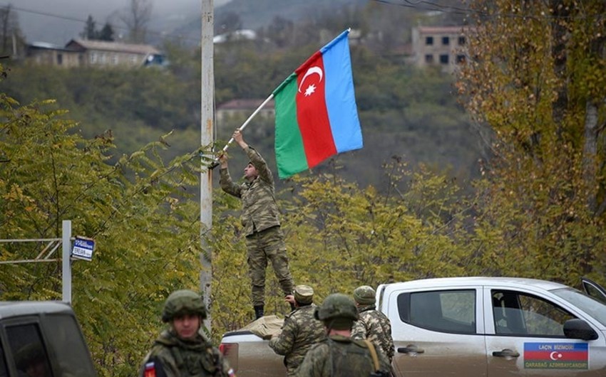 Армия Азербайджана вошла в район Карабаха