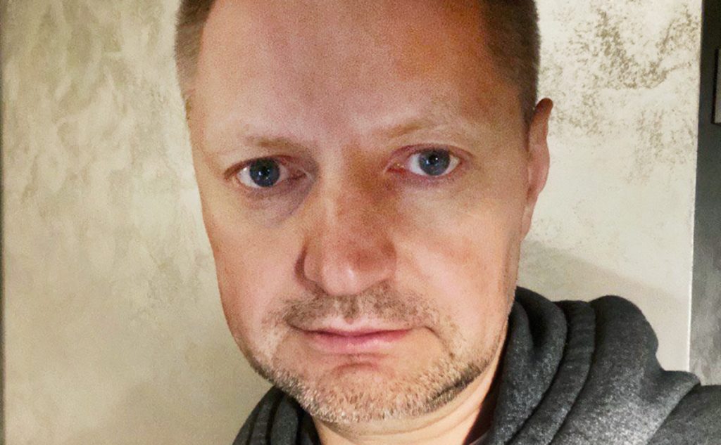 Тренд уходящего месяца. Кто уже сделал прививку от ковида?