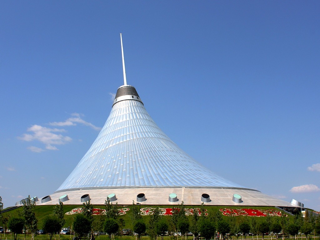 Как турецкий бизнесмен строил для Назарбаева отели
