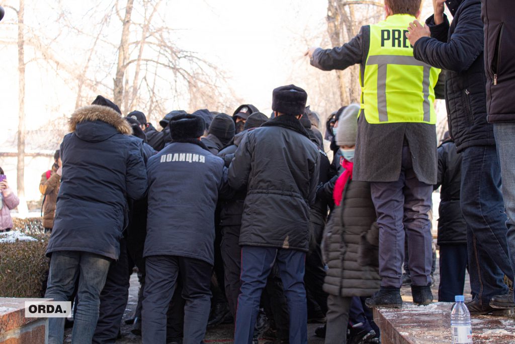 Как власти обещали честные выборы, но слова не сдержали