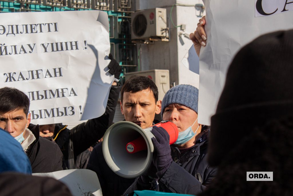 Казахов истребляли: Как заявление спикера вызвало негодование
