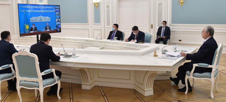 Перспективы Кашагана обсудил с иностранными инвесторами Токаев
