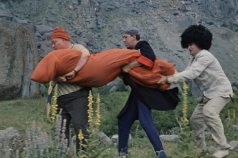 Вечный уят в голове: казахстанки рассказали об ужасах бытового насилия