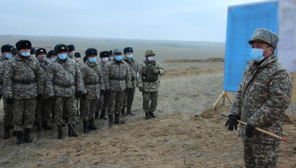 Диарея выбила из строя около сотни солдат срочной службы