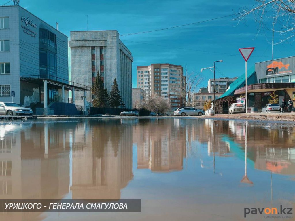 Не хотят знать историю: в Павлодаре ссорятся из-за переименования улиц