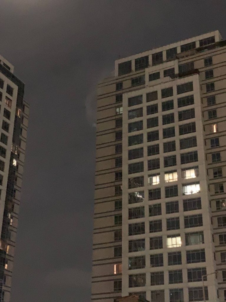 Алматинский стрелок выпрыгнул из окна
