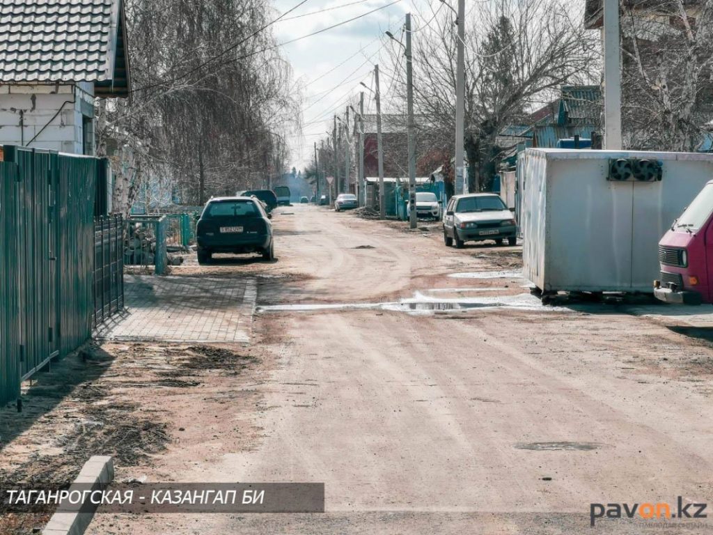 Не хотят знать историю: в Павлодаре ссорятся из-за переименования улиц