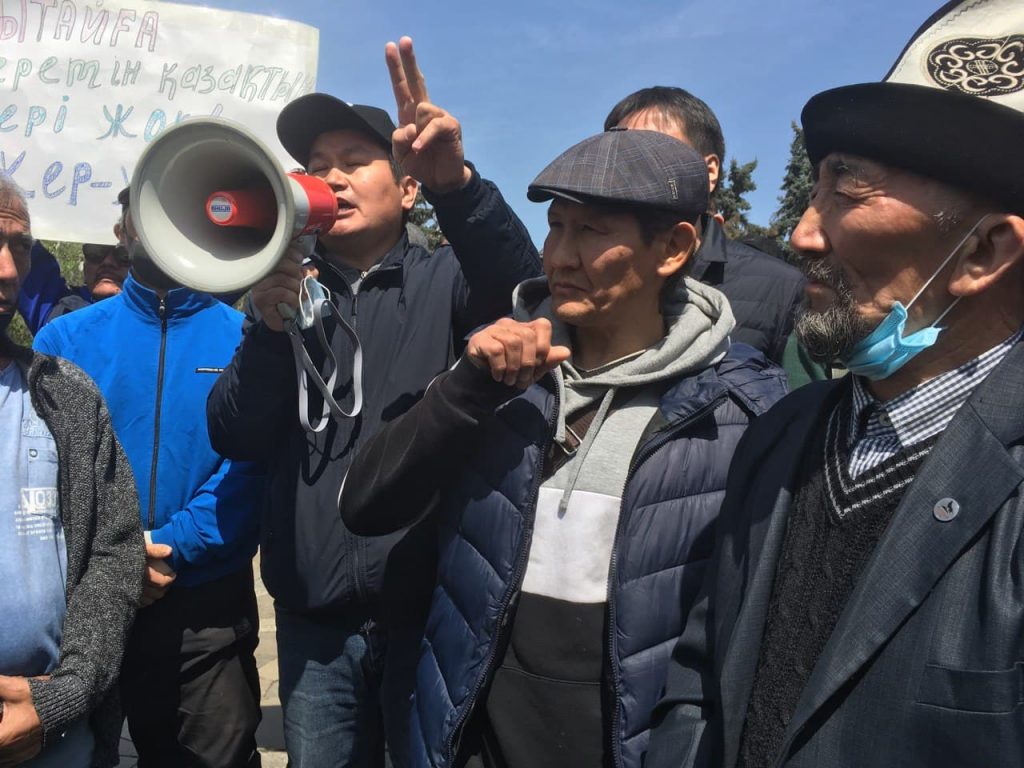 Несанкционированный «земельный» митинг ДПК в Алматы