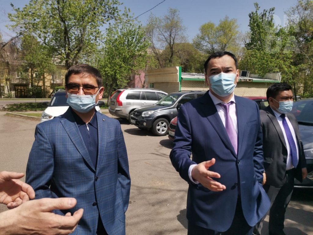 Никаких многоэтажек: алматинцы вышли против застройки города