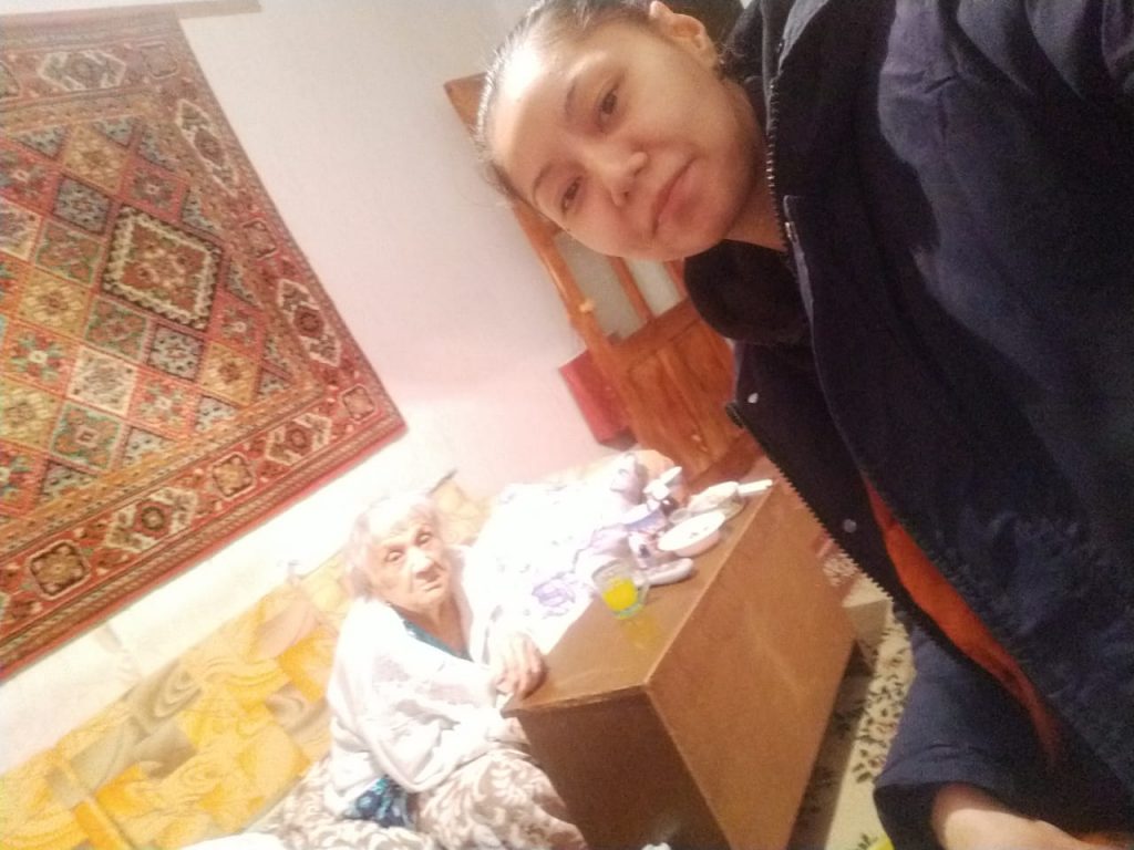 Волонтерам угрожают «нуждающиеся» – в чём их претензии