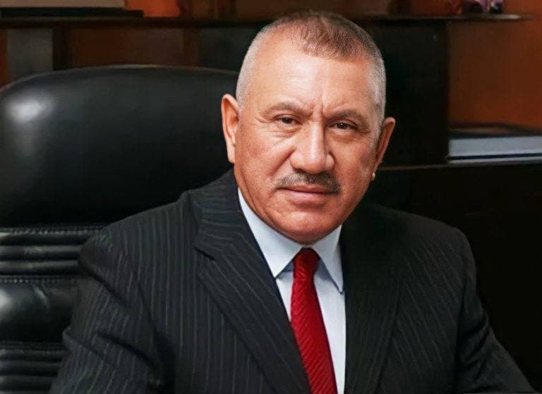 «Коровный» скандал в Аксу: что будет с молочной фермой