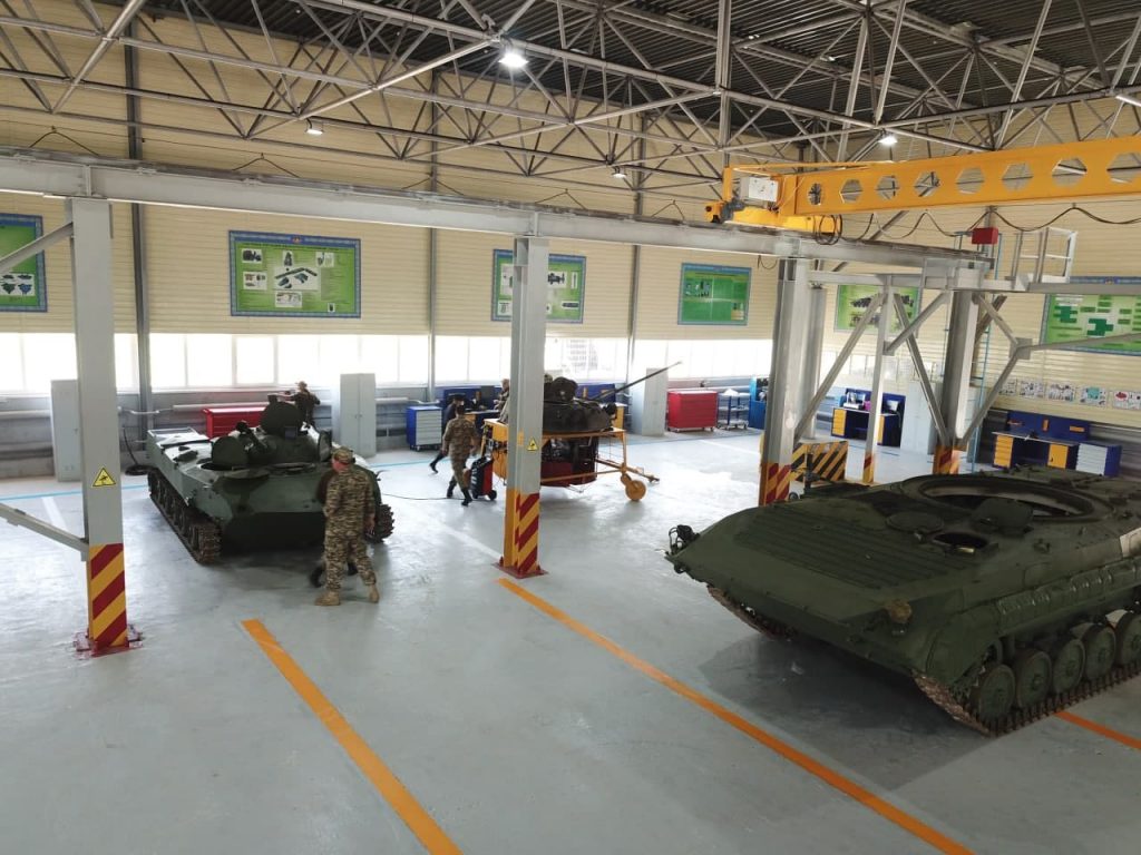 В Алматы открыт цех по ремонту вооружения