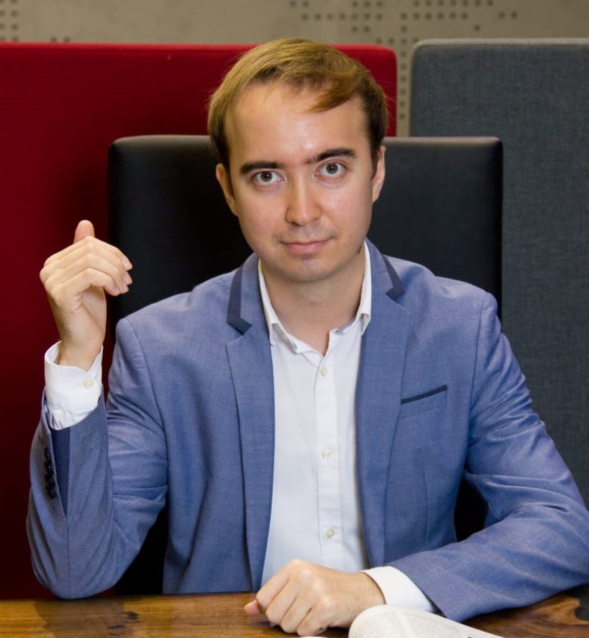 Им надо подавать в суд: юрист о забастовке курьеров Wolt