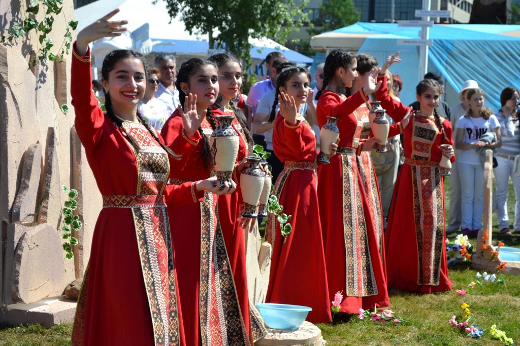 таджикистан лучше или кыргызстан. Смотреть фото таджикистан лучше или кыргызстан. Смотреть картинку таджикистан лучше или кыргызстан. Картинка про таджикистан лучше или кыргызстан. Фото таджикистан лучше или кыргызстан
