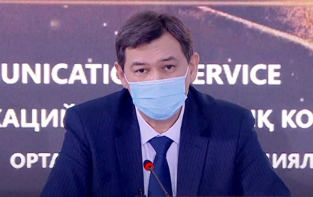 Вакцинация на грани срыва? Что делать казахстанцам