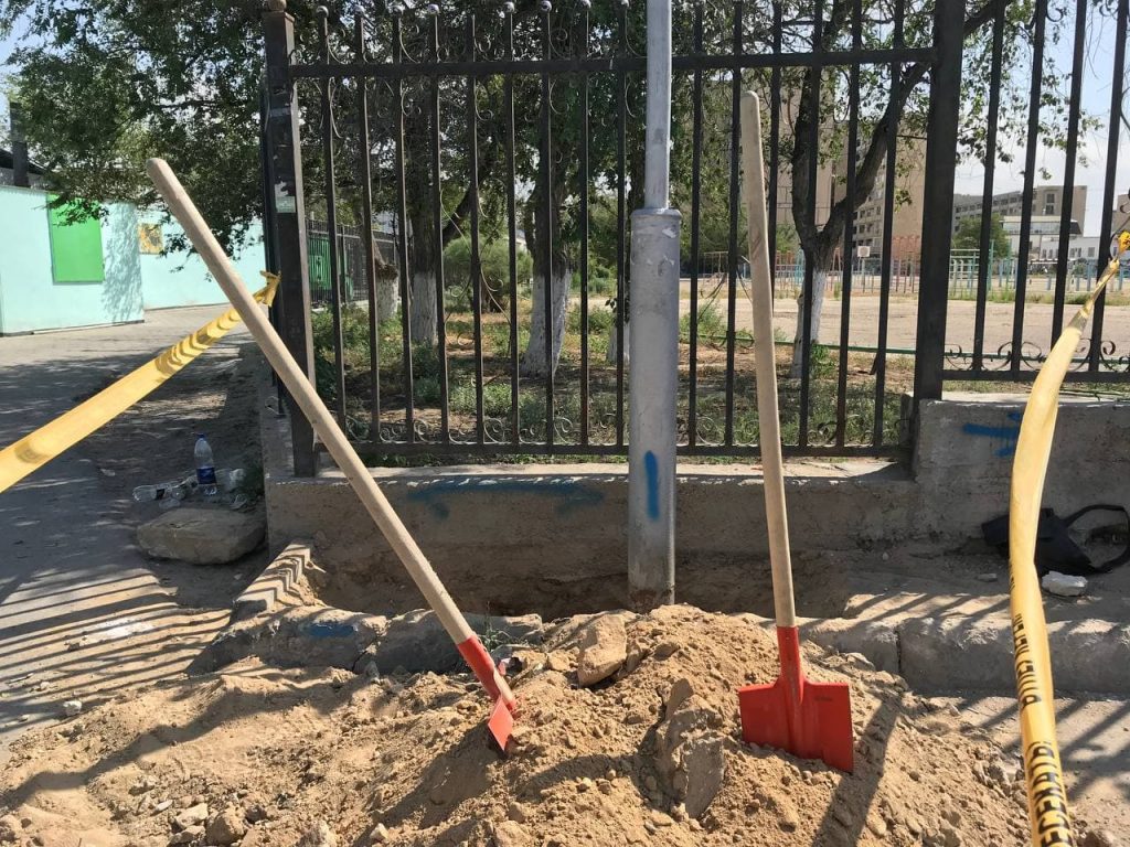 В Актау подростка убило током