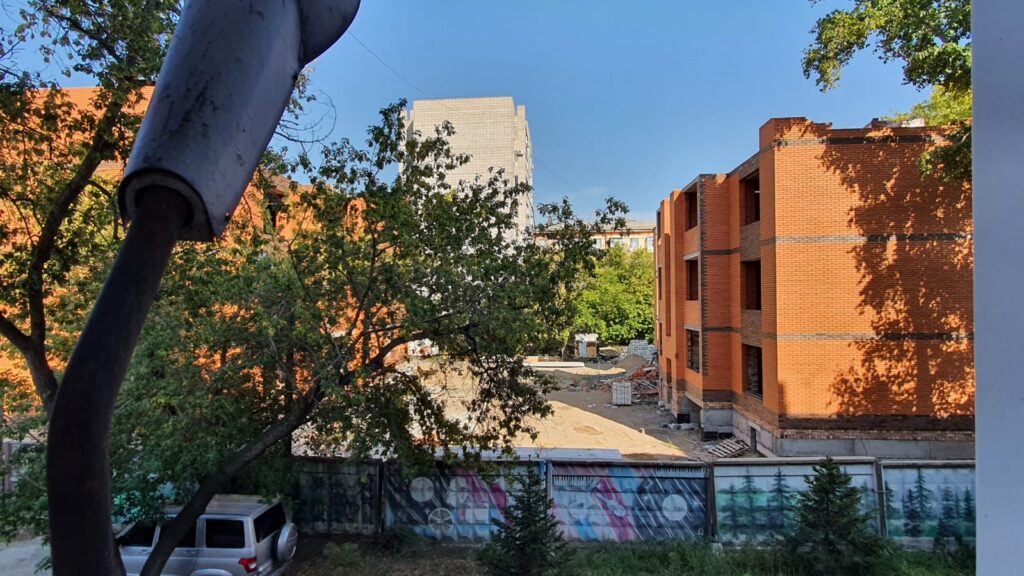 Обрушение ЖК в Павлодаре: новостройку рекомендовано снести