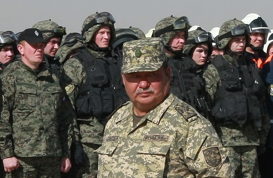 Генерал Джарбулов о взрывах, грифе «секретно» и кадровой политике в ВС