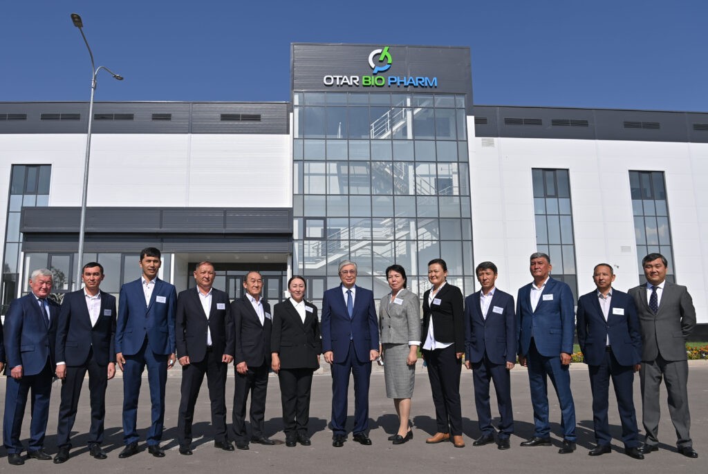QazVac будут поставлять в Афганистан и другие мусульманские страны