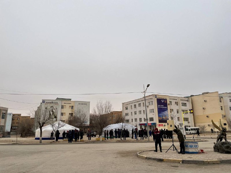 Протесты из-за повышения цен на газ в Жанаозене и по всему Казахстану. День третий. Live
