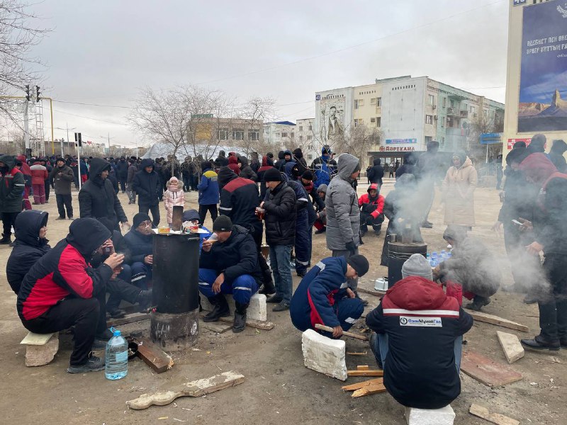 Протесты из-за повышения цен на газ в Жанаозене и по всему Казахстану. День третий. Live
