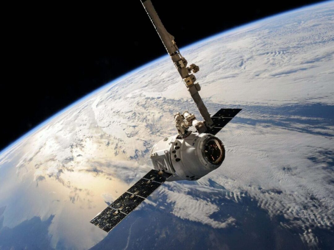 Спутниковый интернет Starlink запустится на территории Украины – Илон Маск
