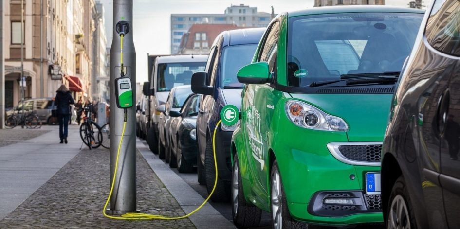 Для стран ЕАЭС обнулят ввозную пошлину на электромобили