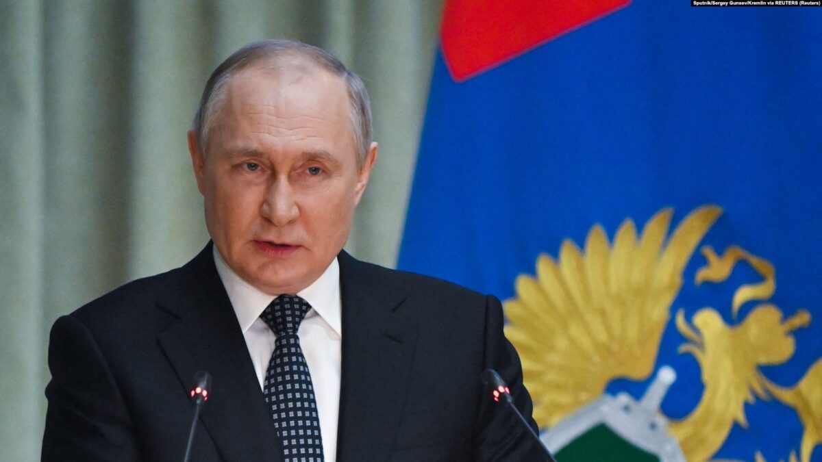 Путин пригрозил «молниеносным ударом» желающим вмешаться 
