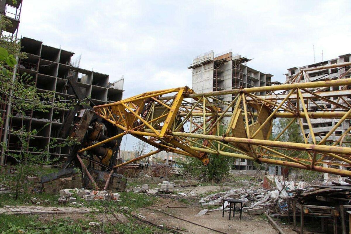 После проверки рухнули еще два башенных крана в Казахстане