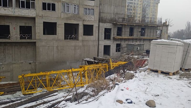 После проверки рухнули еще два башенных крана в Казахстане