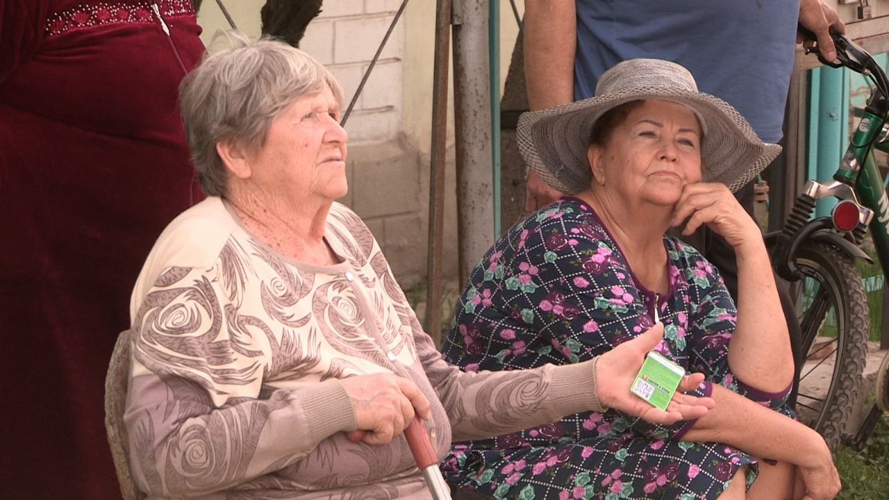 Шымкентские пенсионеры хотят ездить "как все"