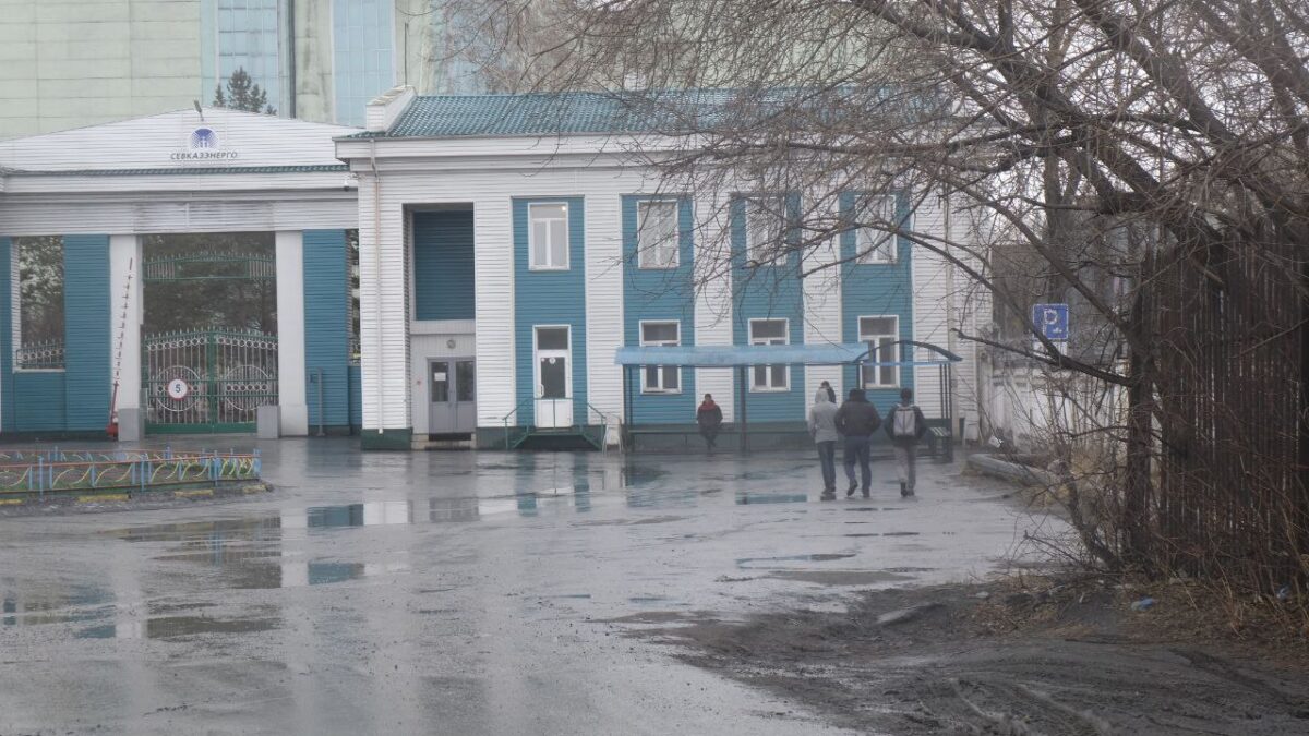 Несущая тепло и свет ТЭЦ в Петропавловске может превратиться в руины