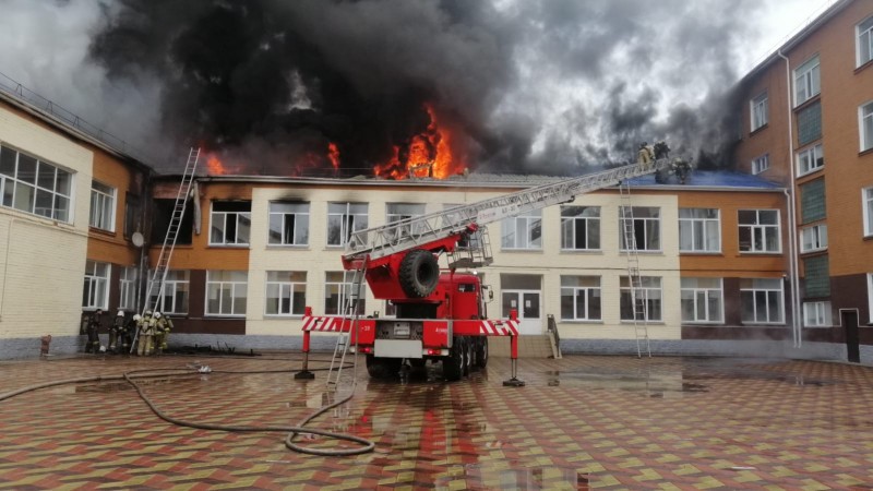 Пожар в павлодарской школе мог произойти из-за неисправного удлинителя