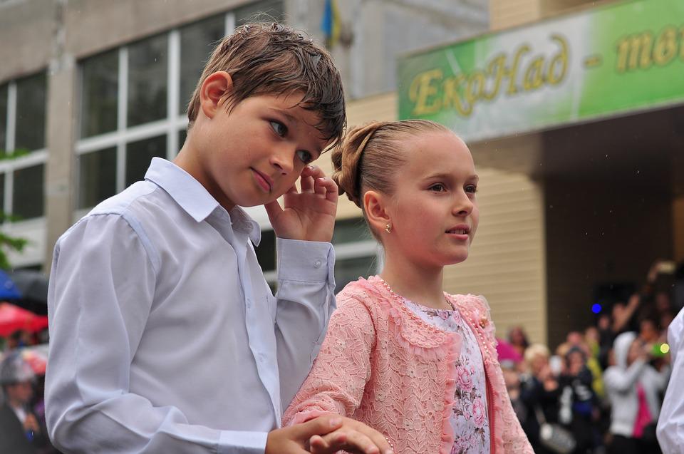Ура! Каникулы! Казахстанские школьники будут отдыхать до сентября