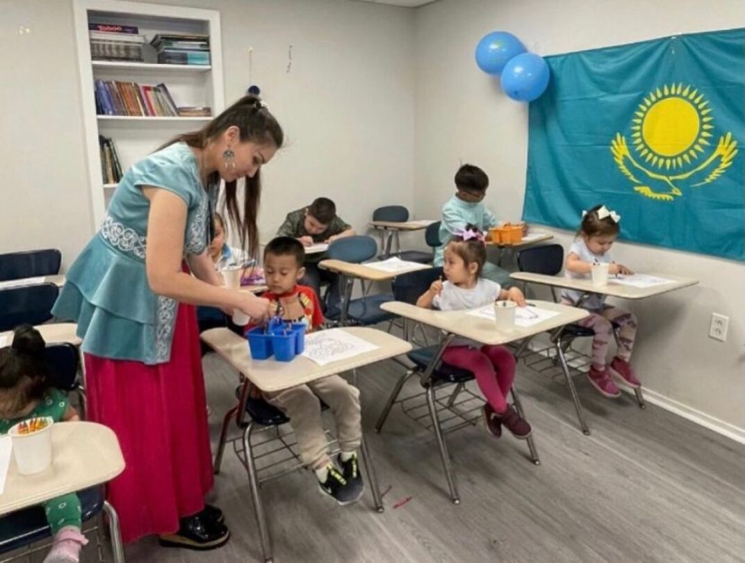 Первая казахская школа открылась в Филадельфии